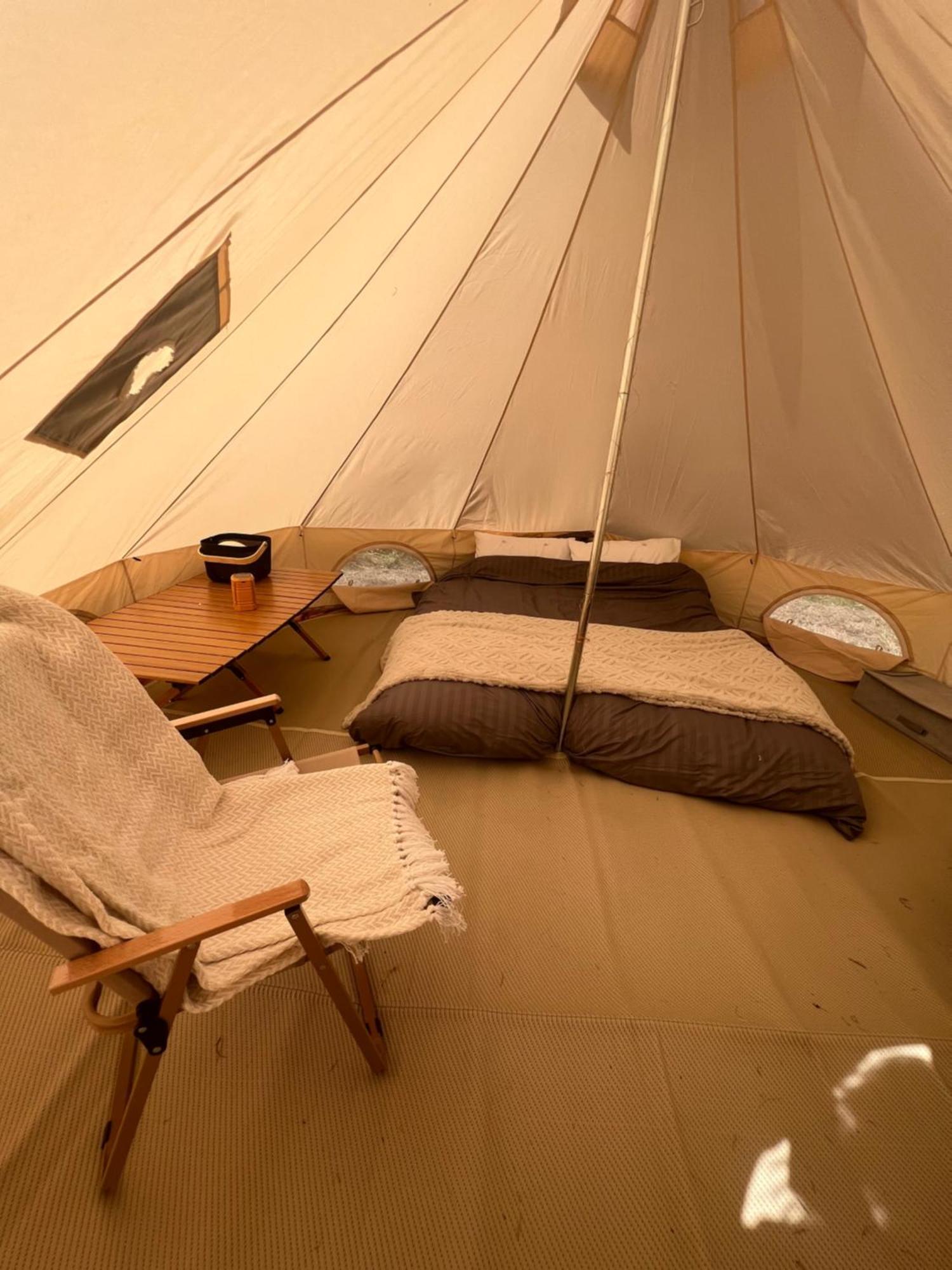 Bell Tent 4M Fossewold Farm Camping Moreton-in-Marsh 外观 照片
