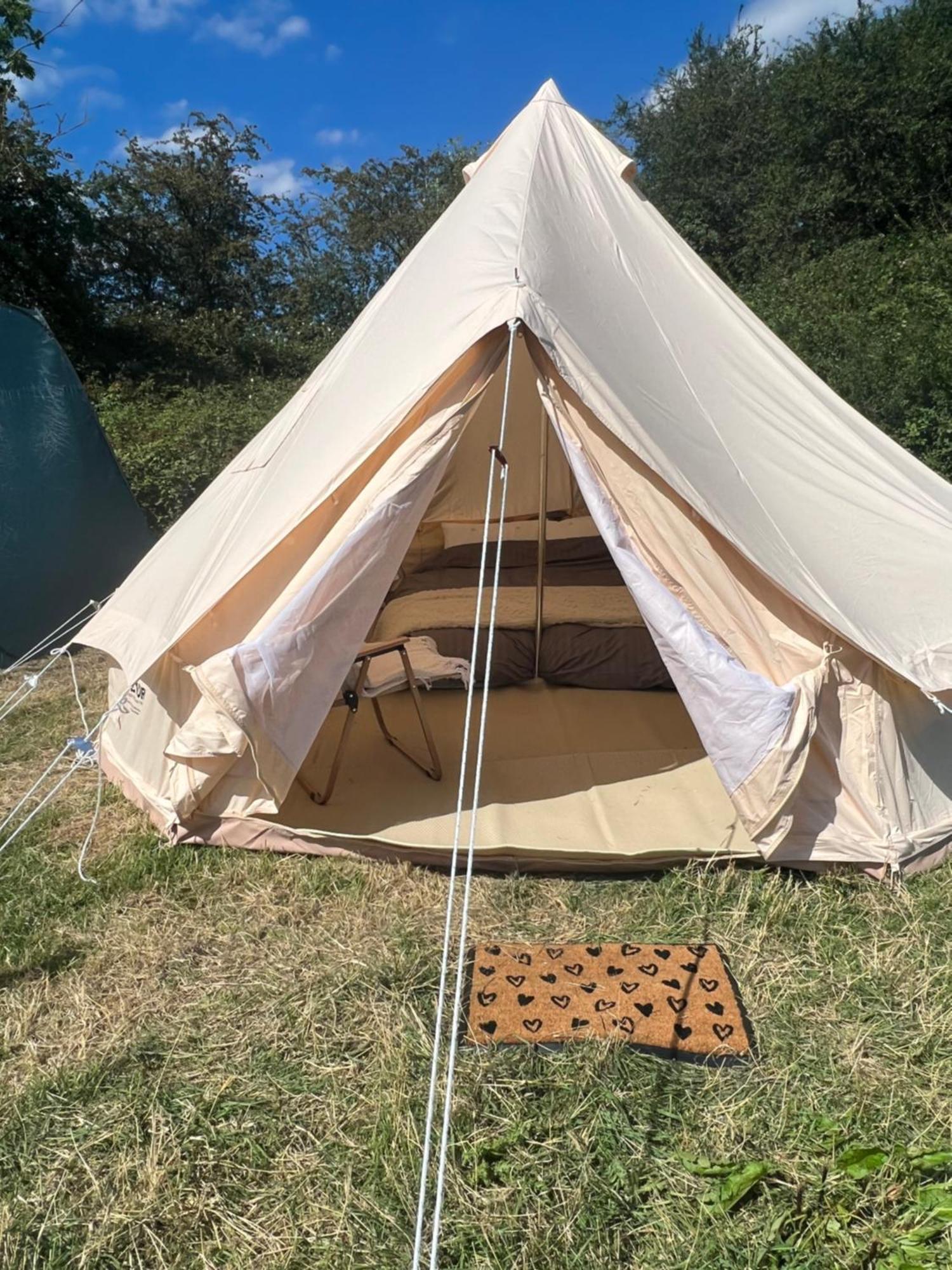 Bell Tent 4M Fossewold Farm Camping Moreton-in-Marsh 外观 照片